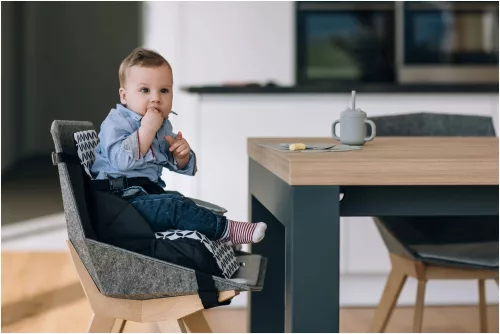 FreeON Fold&Go hordozható textil etetőszék/székmagasító