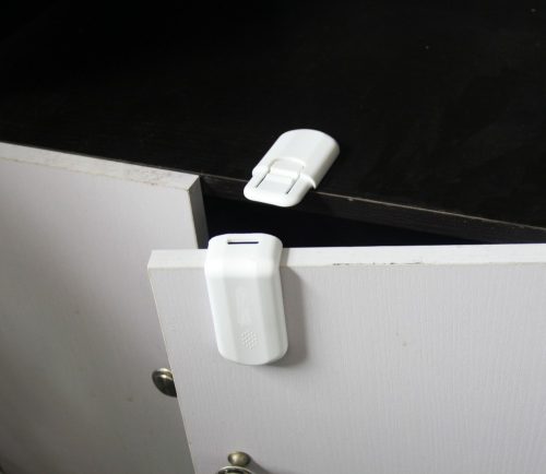 FreeON L alakú fiókzár - 1 db