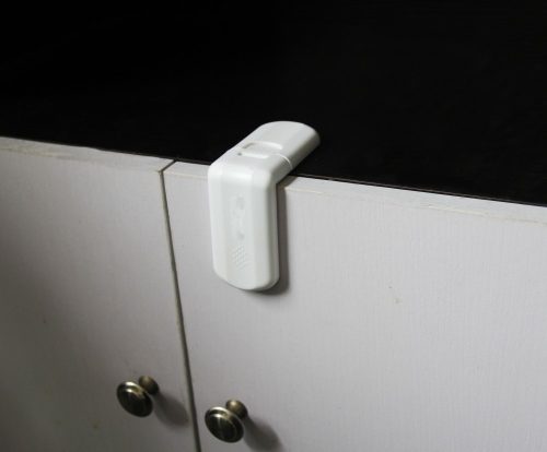 FreeON L alakú fiókzár - 1 db