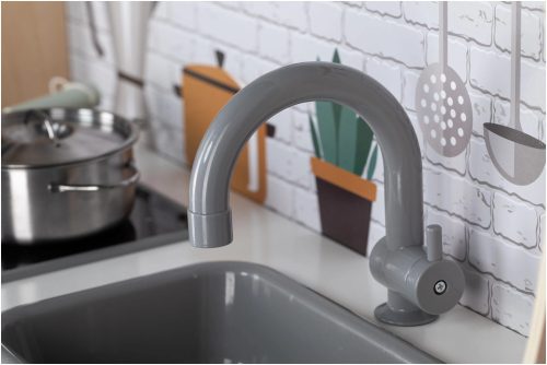 FreeON free2play fa konyha kiegészítőkkel