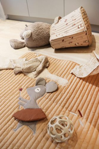 Nuuroo Emil játszószőnyeg - Unicorn