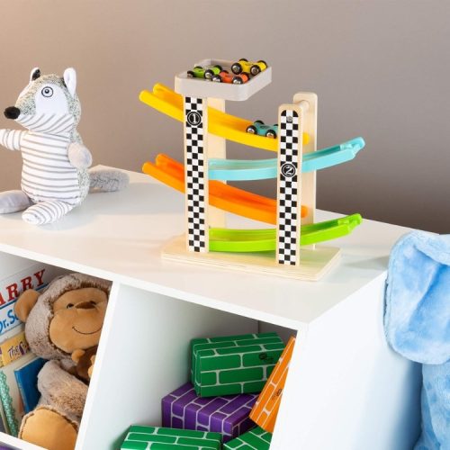 Autók a lejtőn (rajtkockás)