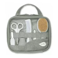 Haj- körömápolás