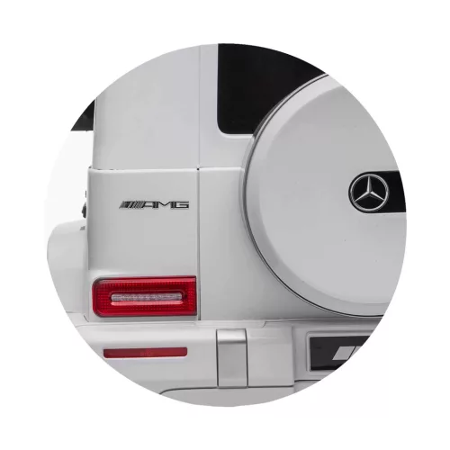 Chipolino Mercedes AMG G63 elektromos autó 2 üléssel - white leather