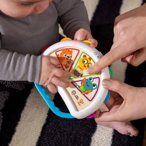 BABY EINSTEIN Játék zenélő tamburin Tap & Shake™ Magic Touch™ HAPE - 6hó+