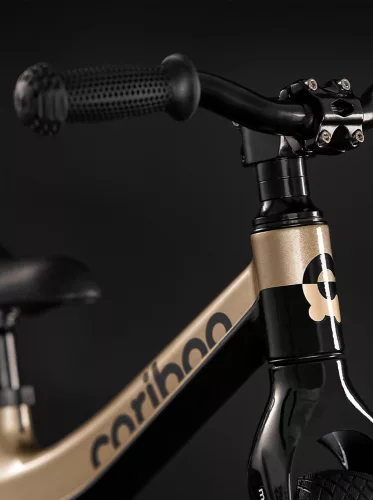 Cariboo Magnesium Air futóbicikli - Black/Gold