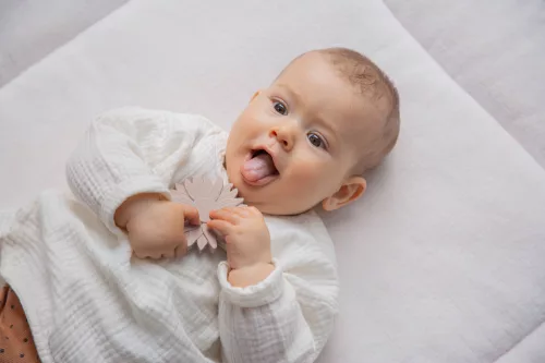 Label Label -Silicone & Wood napraforgó alakú rágóka- Nugát színű