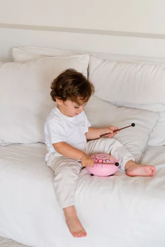 Baby Tambú Csilingelő rózsaszín gyerekhangszer, zenedob, handpan