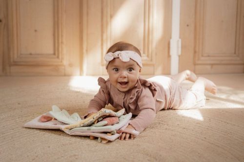 LITTLE DUTCH - textil babakönyv  Varázslatos kert