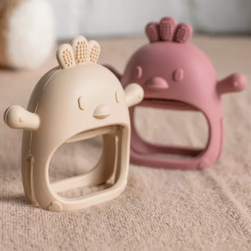 Nattou kesztyûrágóka szilikon pink