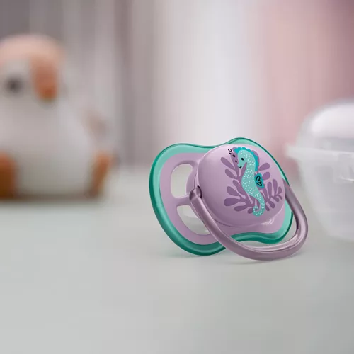 Philips AVENT játszócumi Ultra Air tengeri állatos 6-18hó lányos 2db